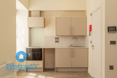 1 bed Apartment for Rent - Photo 3