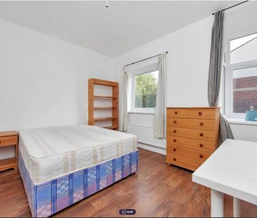 5 bedroom terraced house to rent - Photo 2