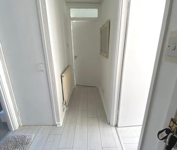 1 Bed Flat, London, E16 - Photo 6