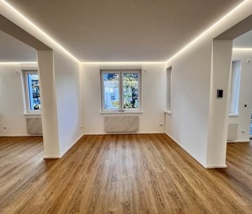 Erstklassige Wohnung mit Balkon, kernsaniertes Haus, an Fußgängerzo... - Foto 2