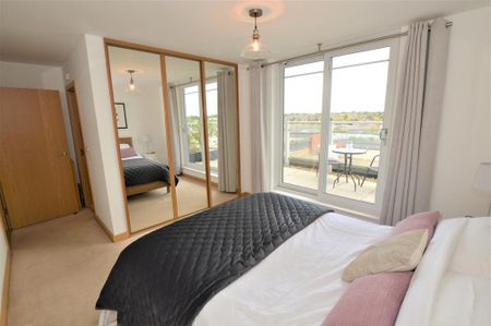 2 bedroom apartment to rent - Photo 5