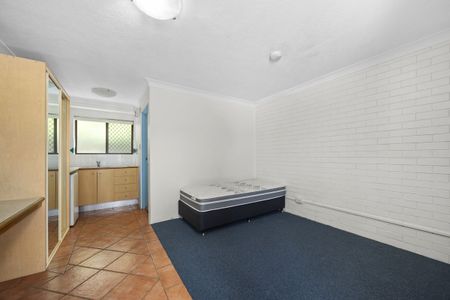 106/132 Marine Parade, Southport QLD 4215 - Apartment For Rent | Domain - Photo 2