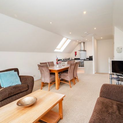 28 Queens Court, AB31 4GD, Banchory - Photo 1