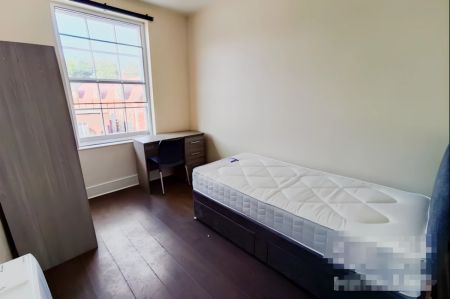 Room1 - Photo 4