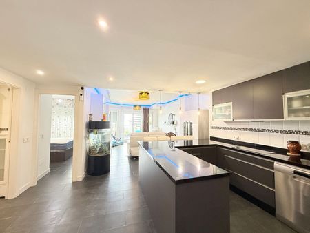 Alquiler de ático en Av Ingenieros De Riviera - Photo 5