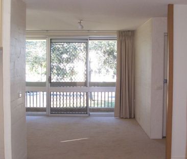 46/94 Giles Street, Kingston ACT, Belconnen - Photo 2