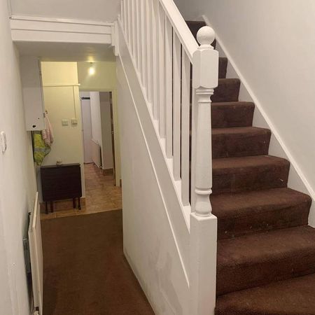 3 bedroom terraced house to rent - Photo 3