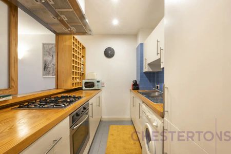 1 bedroom flat in 1 Hutching's Street - Photo 4