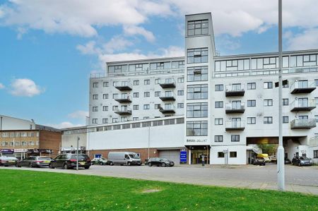 1 bedroom flat to rent - Photo 2