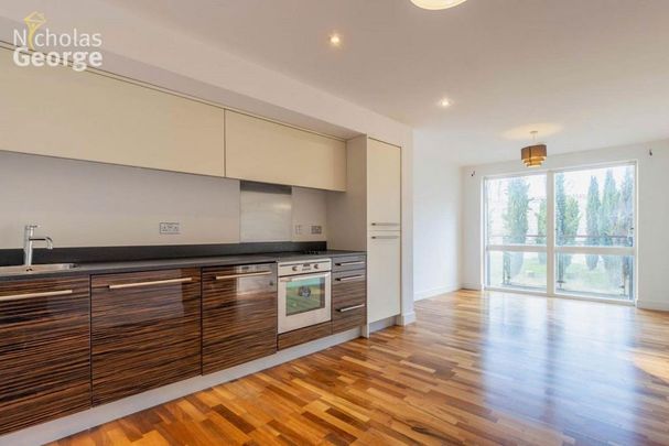 1 bedroom property to rent - Photo 1