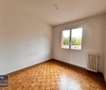 Location Appartement 2 pièces 56m² LAVAL 53000 - Photo 4