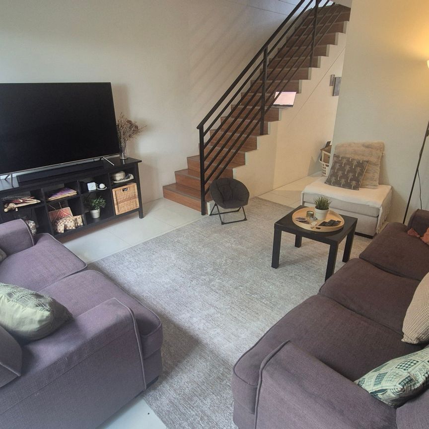 South Hurstville - Photo 1