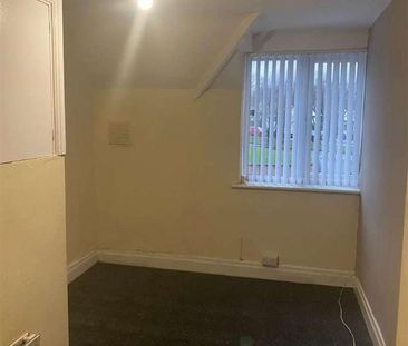 Ridgacre Lane, Birmingham, B32 - Photo 1