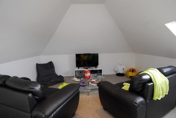 4 bedroom house share to rent - Photo 1