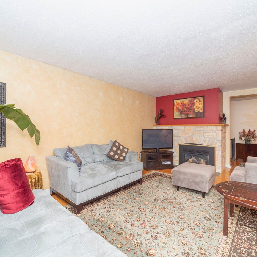 For Lease - 21 SOUTHVIEW Crescent, Cityview - Parkwoods Hills - Rideau Shore, Ontario - Photo 1