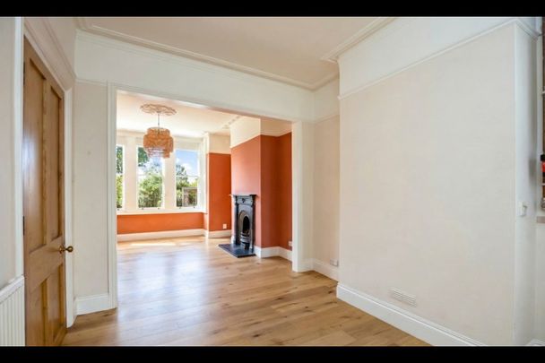 3 Bed Terraced House, Queens Park Rise, BN2 - Photo 1