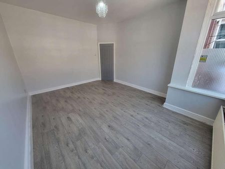 Stamford Street, Manchester, M16 - Photo 2