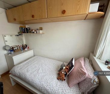 4 bedroom terraced house to rent - Photo 6