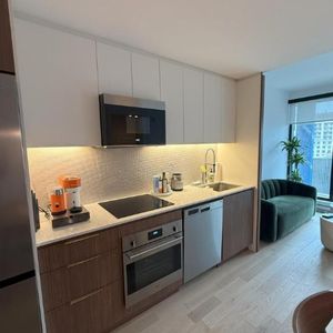 3 1/2 - Montréal - 2 350 $/mois - Photo 2