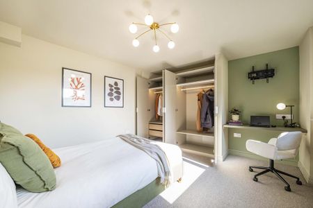 6 bedroom terraced house to rent - Photo 2