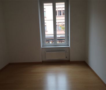 Location Appartement 4 pièces 85m² - Photo 4