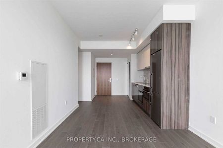 For Lease - 15 Queens Quay Unit# 1803, Toronto, Ontario - Photo 3