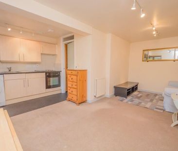 Studio Flat, Palmers Road, N11 - Photo 4