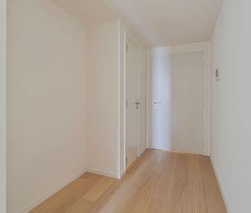 Ruim twee-slaapkamer appartement met panoramisch zicht - Photo 4