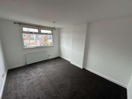 Penrhyn Crescent, Stockport, SK7 - Photo 2