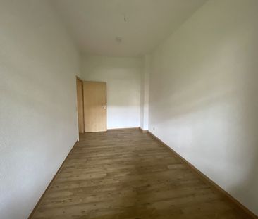 Erdgeschoss: 2-Raum-Wohnung mit Balkon in der Gutenbergstraße zu ve... - Foto 1