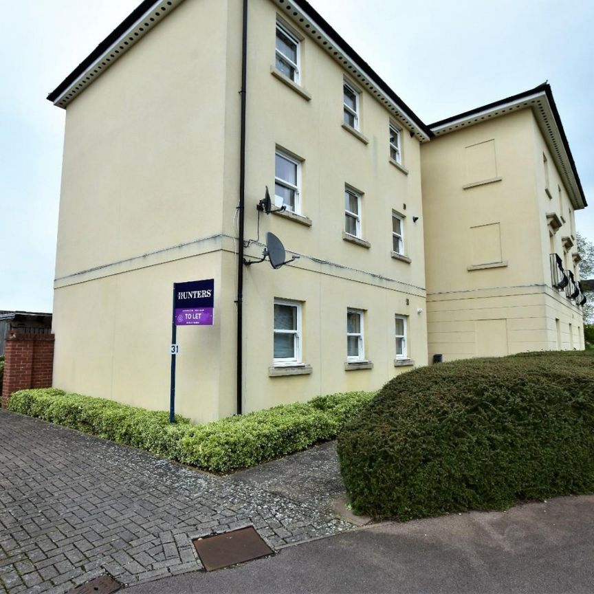 2 bedroom Flat To Let - Photo 1
