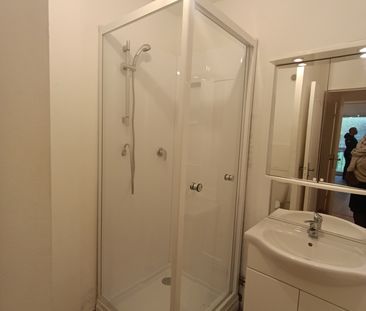 Location Appartement 1 pièce 40m² ORLEANS 45000 - Photo 3