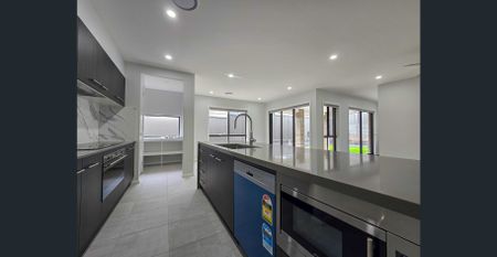 Spacious Family Living with Multiple Living Zones & Alfresco Entertaining - Photo 5