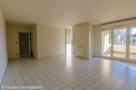 Location Appartement 2 pièces 59m² ST MARCELLIN 38160 - Photo 2