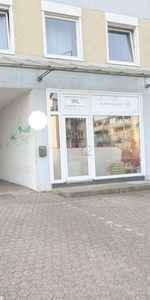 Helle Wohnung auf zwei Ebenen mit eigenem Keller und Außenstellplatz - Photo 3