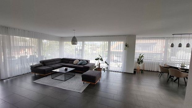 4 Zimmer, 115 m², 1. Stock - Photo 1
