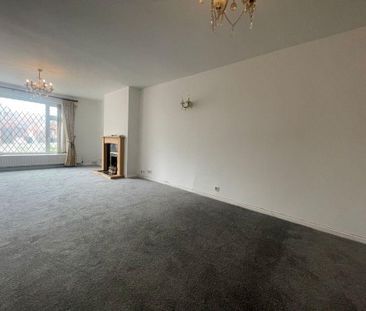 4 bedroom semi-detached house to rent - Photo 3