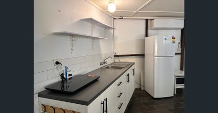 Charming Beachside Retreat at Clifton Beach | Partly Furnished - Photo 4