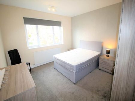 Stanhope Drive (room 1), Horsforth, Leeds - Photo 4