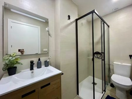 Carrer Balmes, Burjassot, Valencian Community 46100 - Photo 5