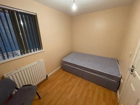 Great 4 Bedroom Apartment, 16 Rugby Avenue, Queens Quarter, Belfast, BT7 1RG - Photo 5