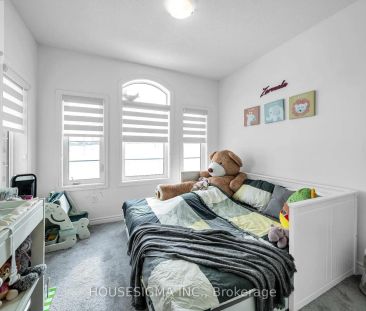 98 OGSTON CRESCENT E - Photo 6