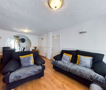 2 Bed Terraced House, Winchester Road, L6 - Photo 3