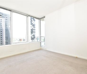 149/79 Whiteman Street - Photo 3