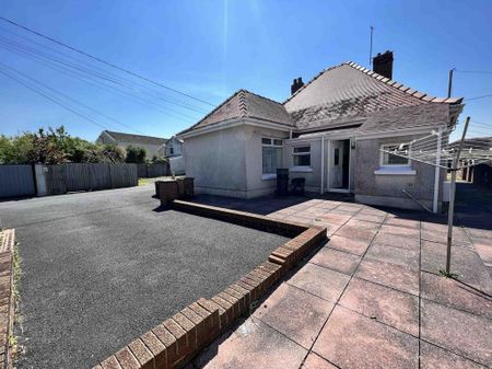 2 bedroom bungalow to rent - Photo 2
