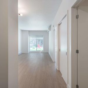 2 CH - 1 SDB - Montréal - $2,235 /mo - Photo 2