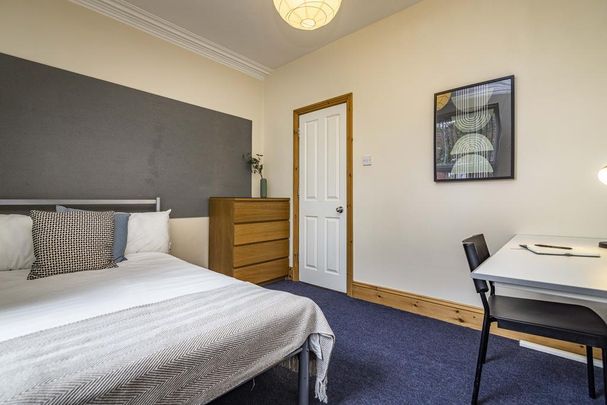 5 bedroom house to rent - Photo 1