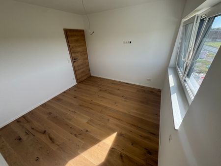 ERSTBEZUG – MIETE! Modernes Einfamilienhaus (110m²) Grünbereich und Carport in Güssing - Photo 5