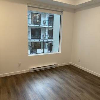 Contemporary 1-Bedroom Condo in a Prime Location – Available now! - Photo 4