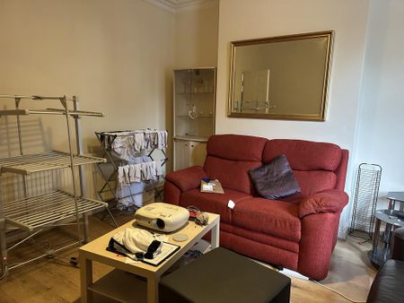 4 bedroom house to rent - Photo 2